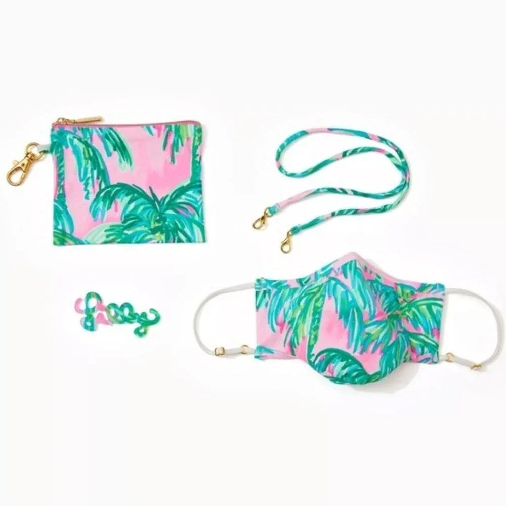 Lilly Pulitzer Adult On The Go Face Mask Set Pouch, Lanyard, Extender Pink